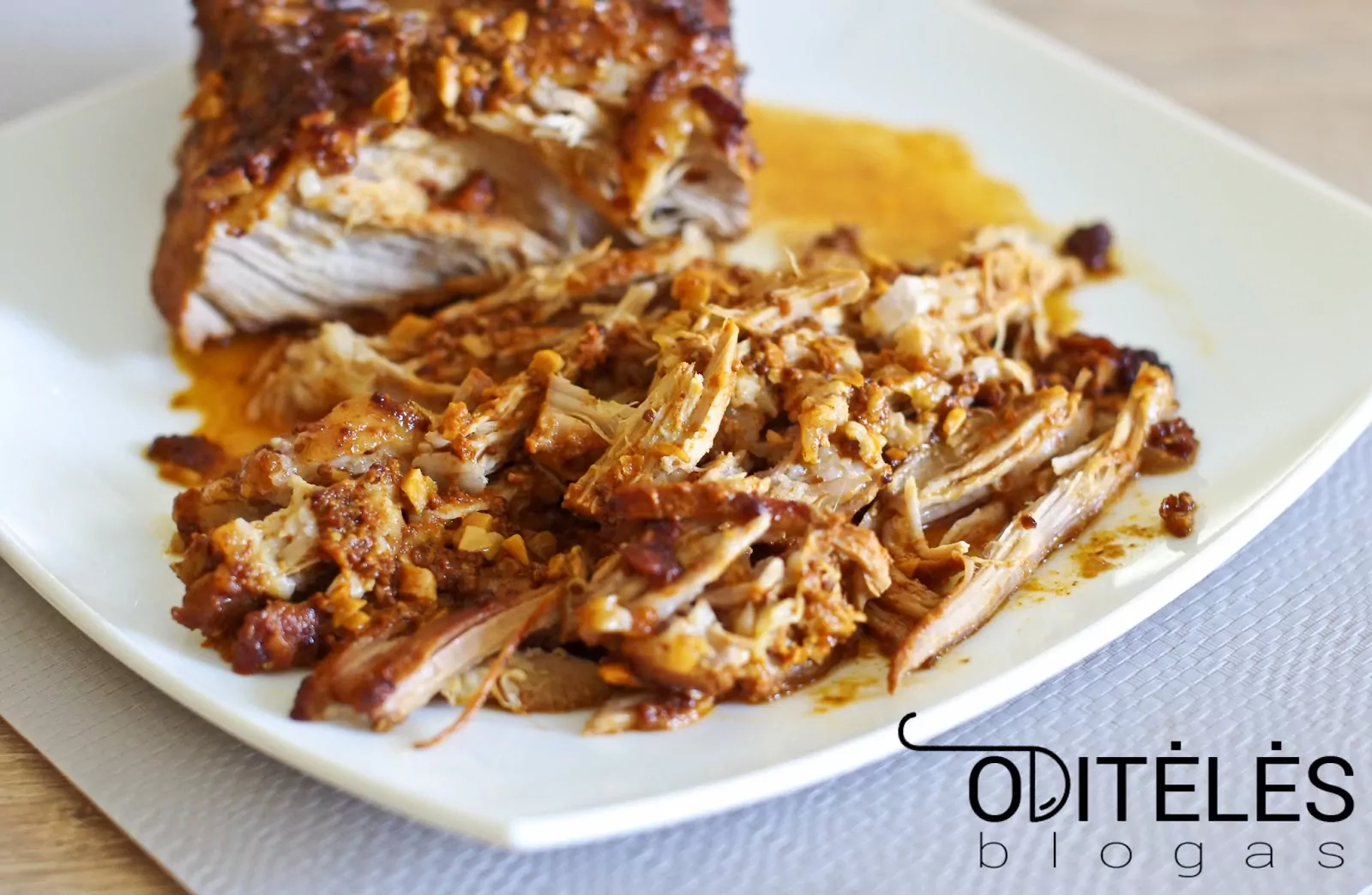 Свинина медленного приготовления (Pulled Pork)