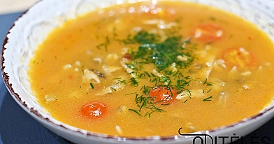Замечательный суп с утиным бульоном, рисом и помидорами черри