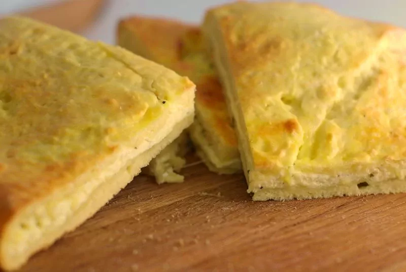 Грузинский хлеб хачапури (khatchapuri)